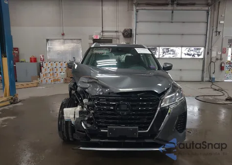 2022 Nissan Kicks Sv Xtronic Cvt from USA, damaged, VIN 3N1CP5CV8NL523714